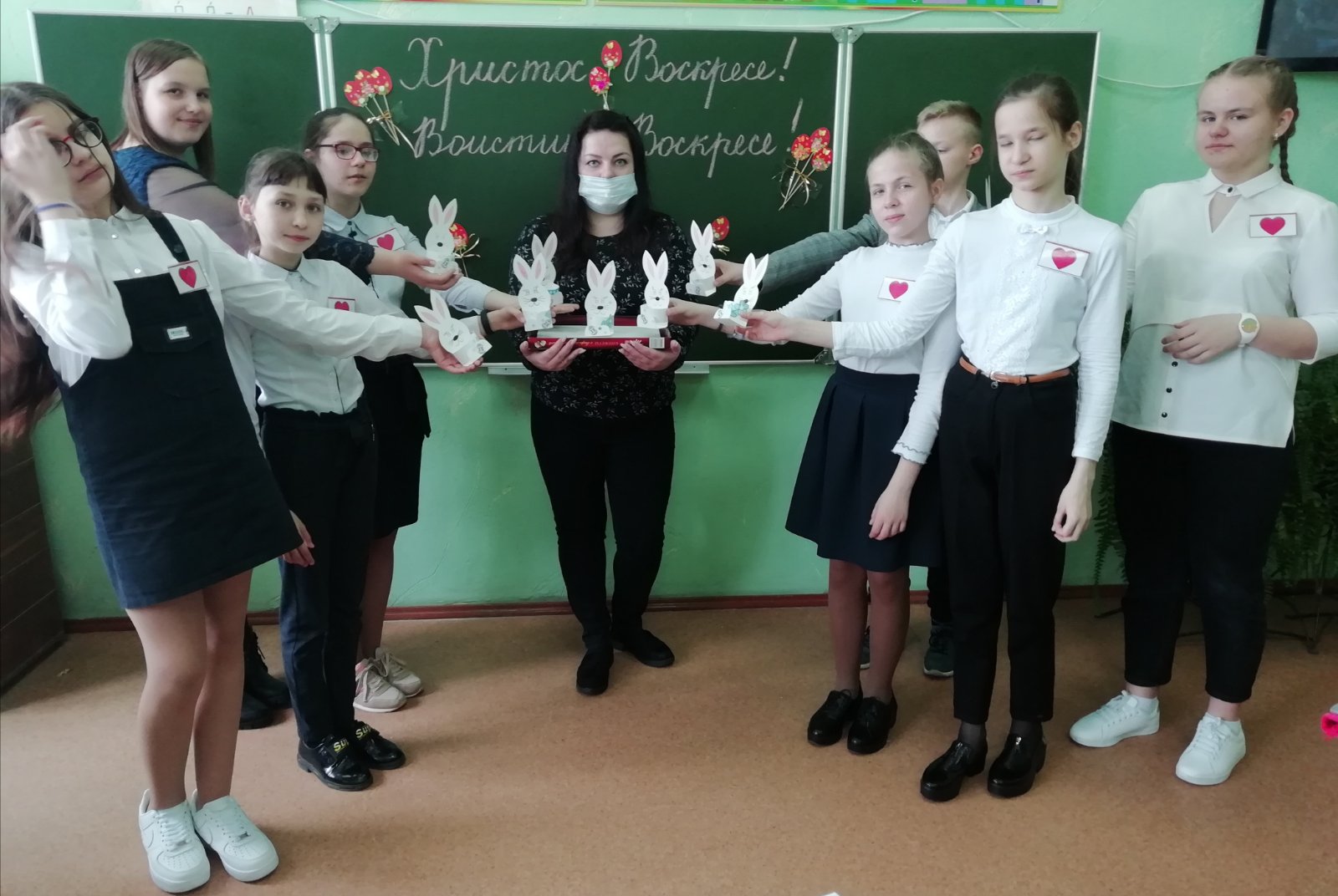 Передача сувениров в ЦКРОиР
